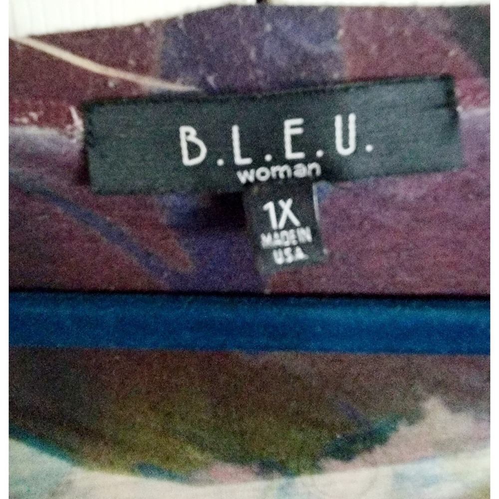 Bleu 1X Woman's Brown Tan Green Patterned Blouse Shirt Sequined‎ Beaded - Picture 5 of 7